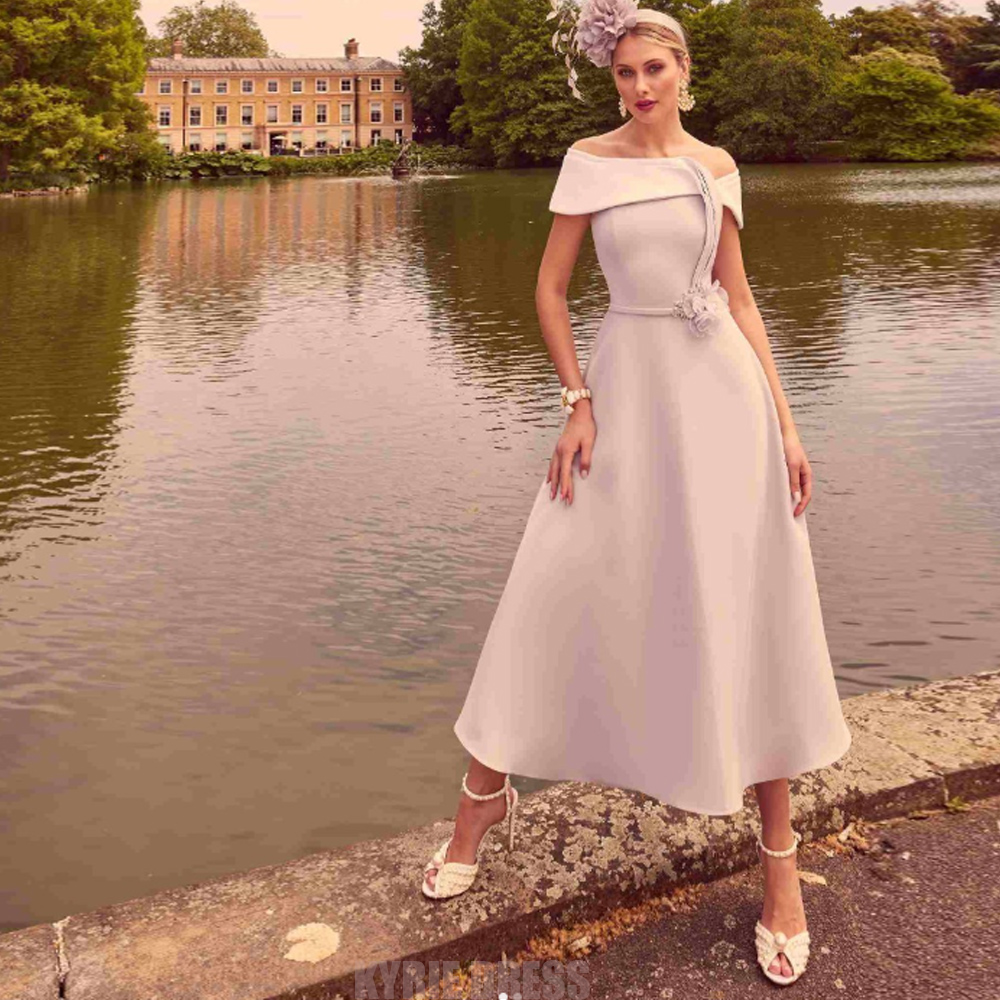 Elegant Satin Evening Gown Split - فستان أنيق لأم العروس بأكمام 3/4