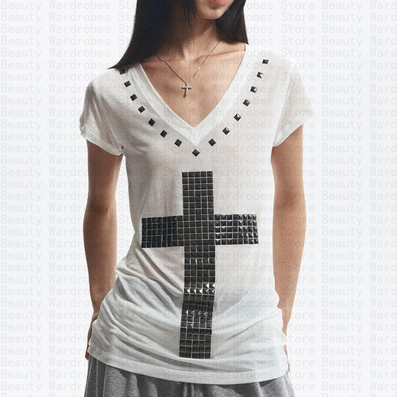 Y2K Graphic Baby Tee Crop - تي شيرت Rock Goth فريد من