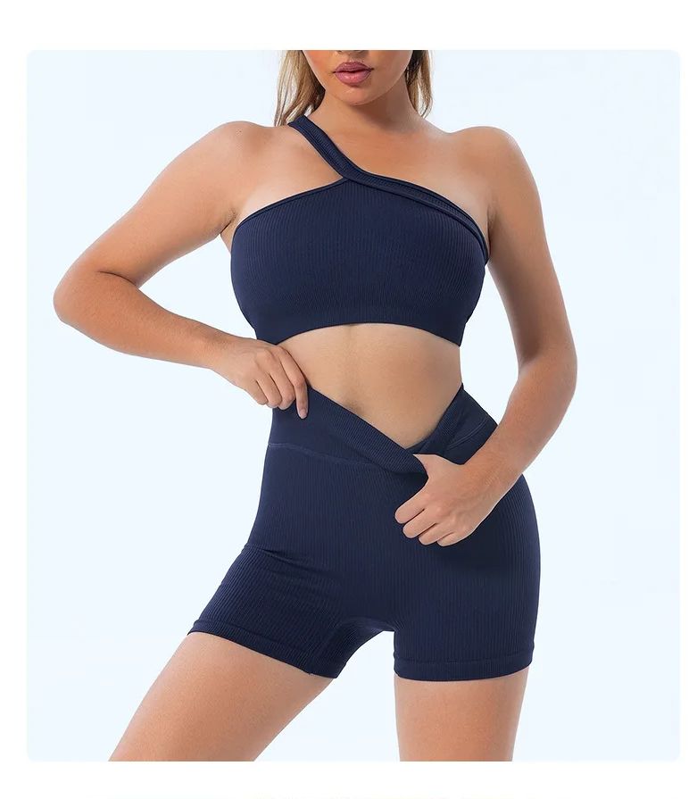 حمالة صدر رياضية نسائية بكتف و - مراجعة Seamless Ribbed Workout Tank Top وسعره
