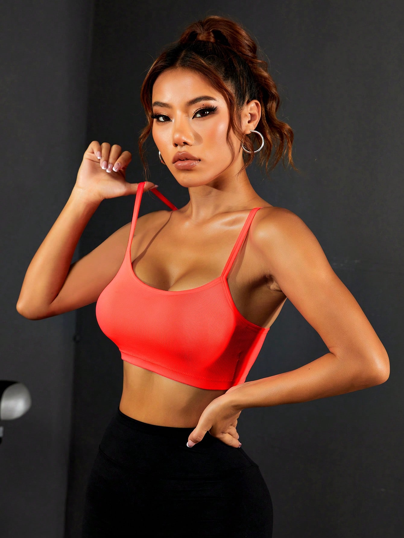 حمالة صدر رياضية نسائية مضلعة  - مراجعة Seamless Ribbed Workout Tank Top وسعره