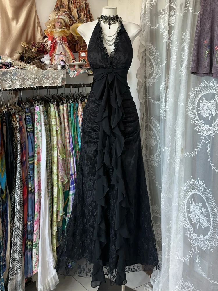 فستان Y2K عتيق الطراز بدون أكم - مراجعة Y2K Backless Halter Mini Dress وسعره