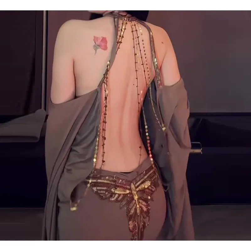 فستان نسائي أوروبي أمريكي مثير - مراجعة Y2K Backless Halter Mini Dress وسعره