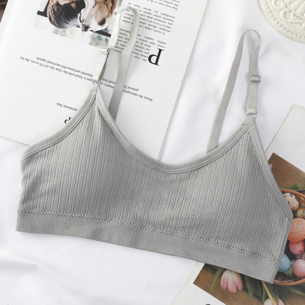 حمالة صدر رياضية مريحة بدون أس - مراجعة Seamless Ribbed Workout Tank Top وسعره