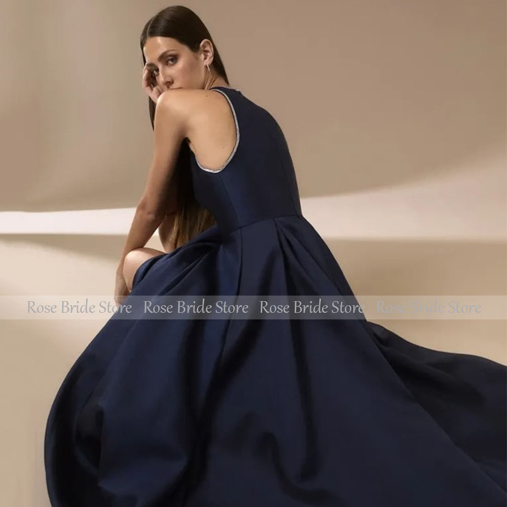 فساتين سهرة من الساتان باللون  - مراجعة Elegant Satin Evening Gown Split وسعره
