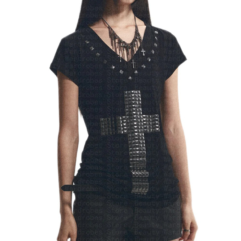 تي شيرت Rock Goth فريد من نوعه - مراجعة Y2K Graphic Baby Tee Crop وسعره
